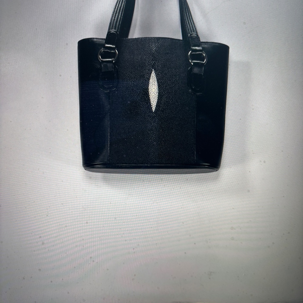 STINGRAY THAILAND -NWT$365.00 - Picture 2 of 16